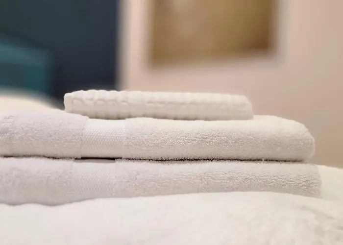 Black Church Core For 2 Apartment